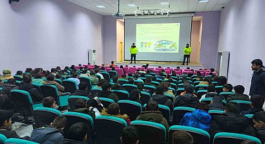 Çemişgezek'te öğrencilere trafik eğitimi verildi