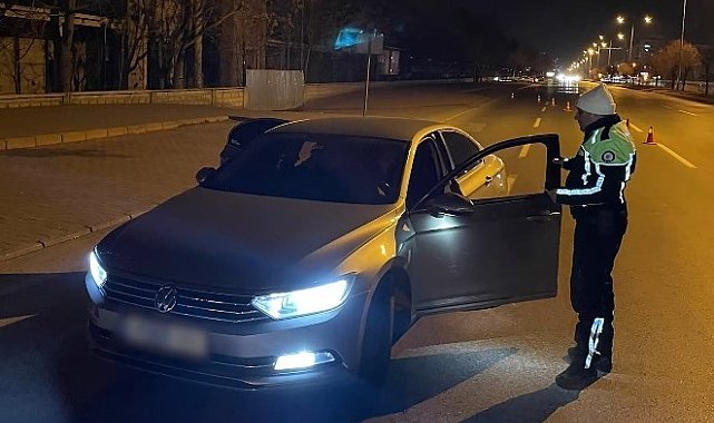 Çevreyi rahatsız eden araçlar denetlendi