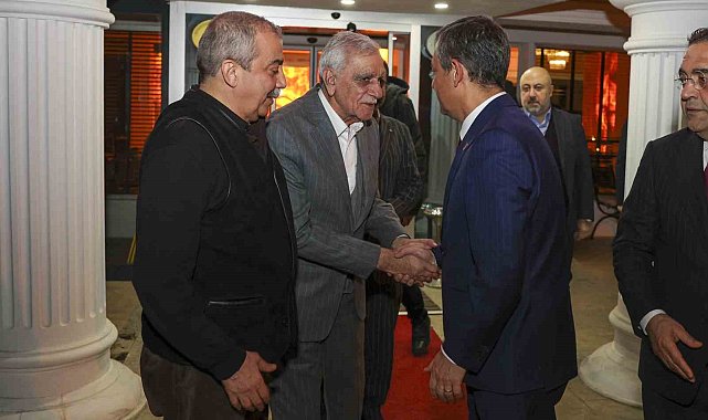 CHP Genel Başkanı Özgür Özel, Ahmet Türk'ü ziyaret etti