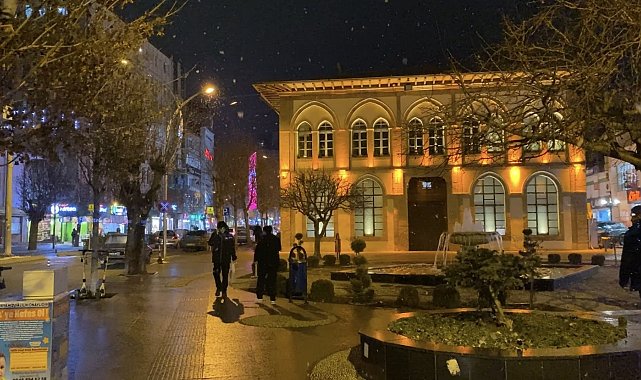 Çorum'da kar yağışı etkili olmaya başladı
