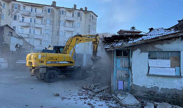 Çorum'da son 5 yılda tehlike arz eden 375 bina yıkıldı