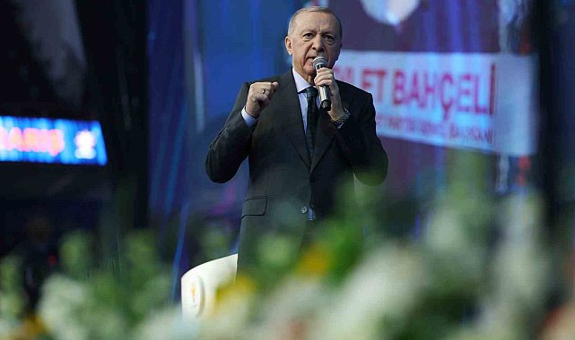 Cumhurbaşkanı Erdoğan: "Vatandaşlarımız muhalefetin içler acısı halini gördükçe yönünü bize dönüyor"