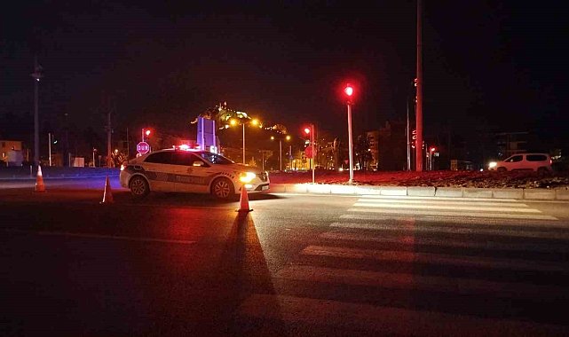 D100'de otomobilin çarptığı yaşlı adam hayatını kaybetti