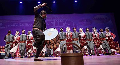 Denizli Büyükşehir tarafından düzenlenen Urfa Sıra Gecesi unutulmaz anlara sahne oldu