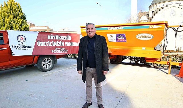 Denizli Büyükşehirden Honazlı üreticilere gübre römorku desteği