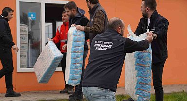 Deprem bölgesine yardımlar ulaştırıldı