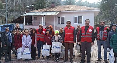 Depremzede öğrencilere kış desteği