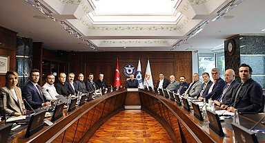 Dikili'de, Avrupa'nın en büyük jeotermal sera kümelenmesi yükseliyor