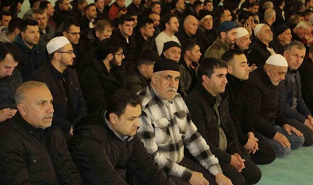 Diyarbakır'da Berat Kandili idrak edildi