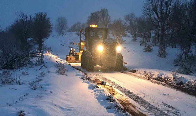 Diyarbakır'da kar yağışı nedeniyle kapanan 216 yol ulaşıma açıldı