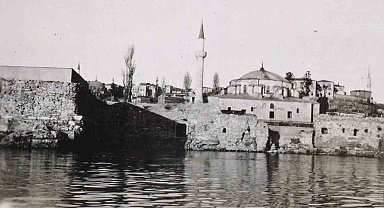 Doğu Roma döneminde geçiş kapısıydı, kaybolmaya yüz tutan tarihi yapı havadan görüntülendi