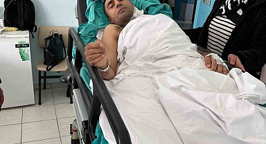 Dünya şampiyonu kick bokscu cami görevlisini böyle dövdü