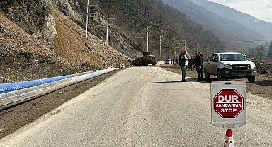 Düzce'de heyelan! 5 köye ulaşım kesildi!