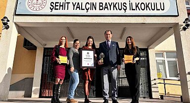 Ebru öğretmenden Eskişehir'i gururlandıran ödül