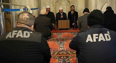 Edirne'de depremde hayatını kaybedenler için mevlit okutuldu