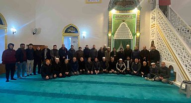 Efeler'de vatandaşlar sabah namazında buluştu