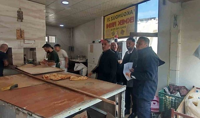 Eğil Belediyesi "askıda ekmek" uygulaması başlattı