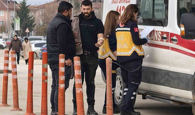 Elini testereye kaptıran işçinin parmağı koptu
