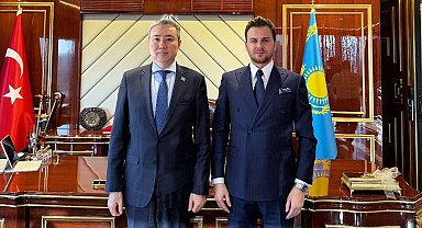 Erdoğan Yıldırım, Kazakistan Cumhuriyeti'nin Eskişehir Fahri Konsolosu olarak atandı