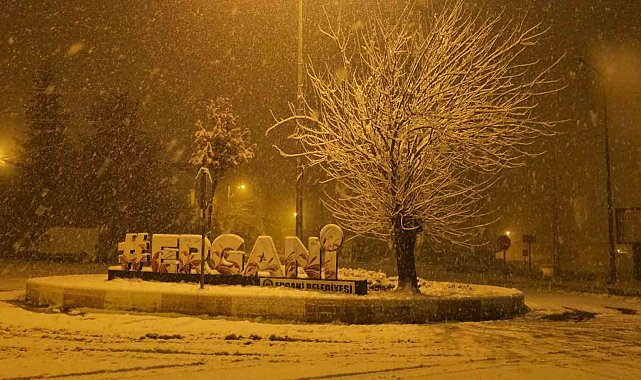 Ergani'de eğitime kar engeli