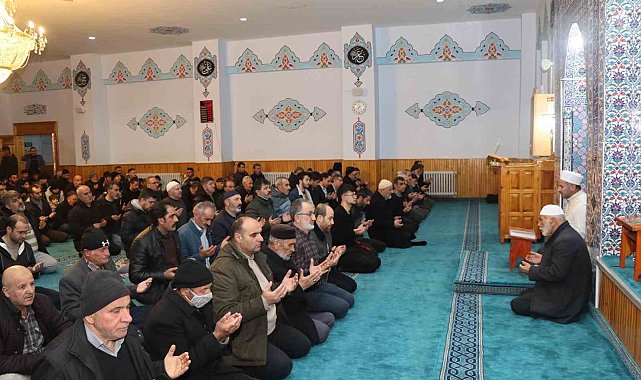Erzurum'da Beraat Kandili coşkusu