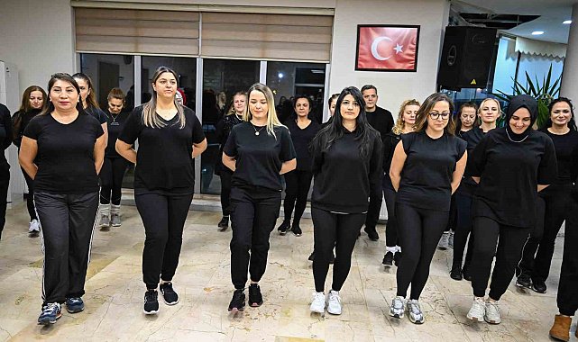 Esenyurt Belediyesi Halk Oyunları Kursuna yoğun ilgi