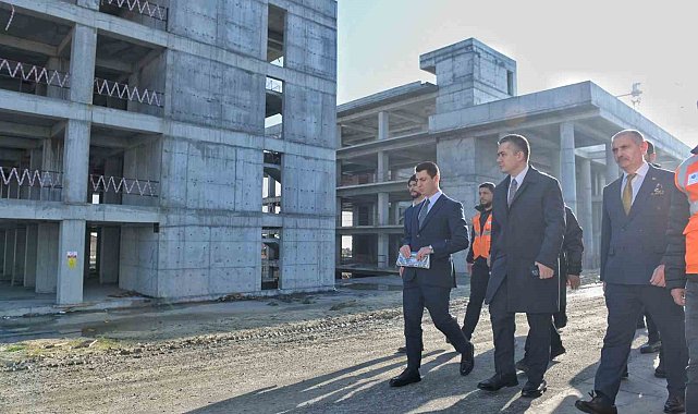 Esenyurt'ta hizmet dönemi başladı