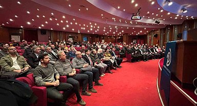 Eskişehir'de 'Türk Dünyası'nın Dünü, Bugünü ve Yarını' konulu konferans ilgi gördü