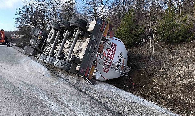 Eskişehir'de akaryakıt yüklü tır kaza yaptı: 1 ölü