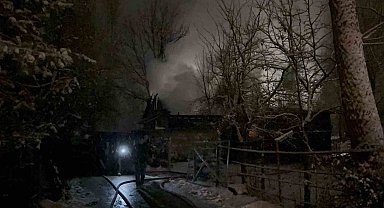 Ev ve ahır küle döndü