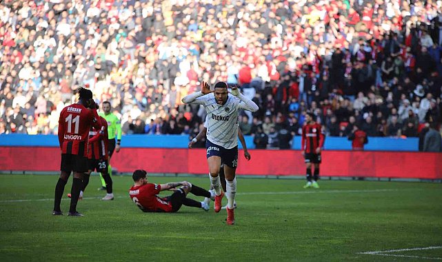 Fenerbahçe, Türkiye Kupası'nda 3'te 3 yaparak çeyrek finale yükseldi
