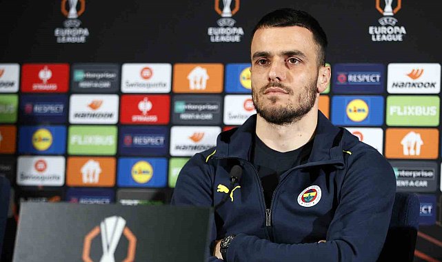 Filip Kostic: "Pozitif düşünce ile sahada olacağız"