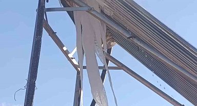 Gazipaşa'da soğuk hava güneş enerji panellerini patlattı