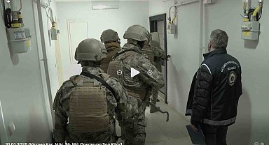 Göçmen kaçakçılığı için bot üreten çeteye operasyon: 18 gözaltı