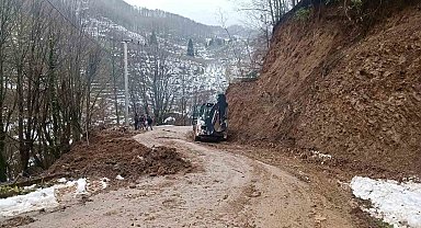 Gölyaka'da heyelan