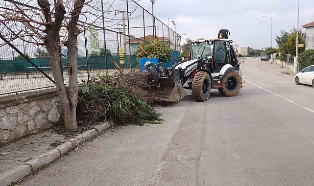 Güzelbahçe'de 'Moloz ve bitkisel atık toplama günleri' başladı