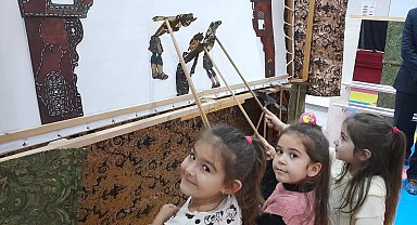 'Hacivat ve Karagöz Müzede' bu yılın turnesine başladı