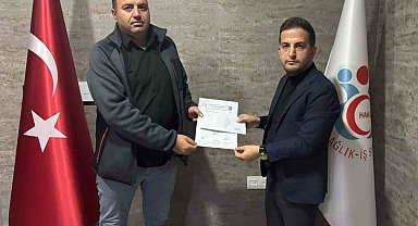 Hak-İş Diyarbakır İl Başkanı Aküzüm'den yangın mağduru üyeye destek