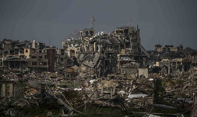Hamas: "Ateşkes anlaşmasını esir takası da dahil olmak üzere uygulamaya devam edeceğiz"