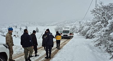 Hamile kadın için karlı yollar aşıldı