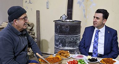 Hatay'dan Bilecik'e gelen depremzede vatandaşa Vali Aygöl'den ziyaret