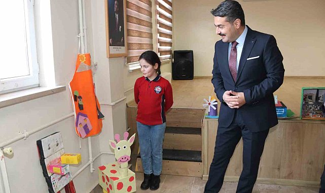 Hayal ettikleri oyuncakları tasarladılar