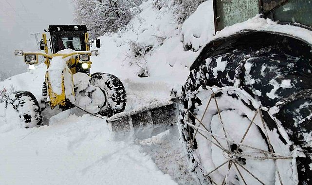 Hayatını kaybeden kadının cenazesi köyüne güçlükle ulaştırılabildi