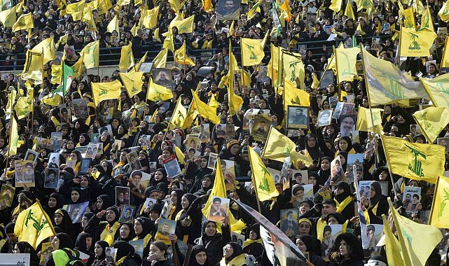 Hizbullah'ın eski lideri Nasrallah ve halefi Safiyuddin için cenaze töreni düzenlendi