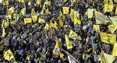 Hizbullah'ın eski lideri Nasrallah ve halefi Safiyuddin için cenaze töreni düzenlendi