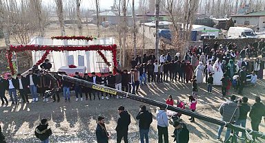 Iğdır'da kış mevsiminin güzel geçmesi bahçe düğünlerine ilgiyi artırdı