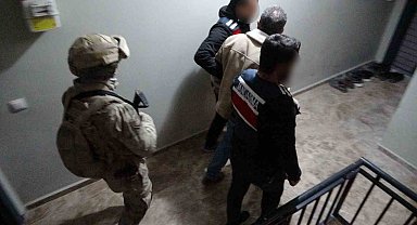 İHD'nin eski başkanı, terör operasyonunda gözaltına alındı