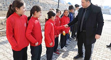 İl Müdürü Ahmet Çelebi, başarılı sporcuları tebrik etti
