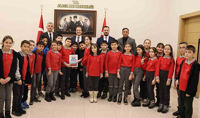 İlkokul öğrencileri hikaye kitabı yazdı