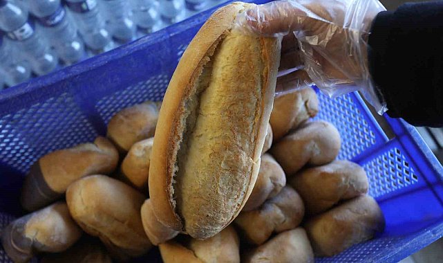 İnegöl Belediyesi halk ekmek satışı başladı